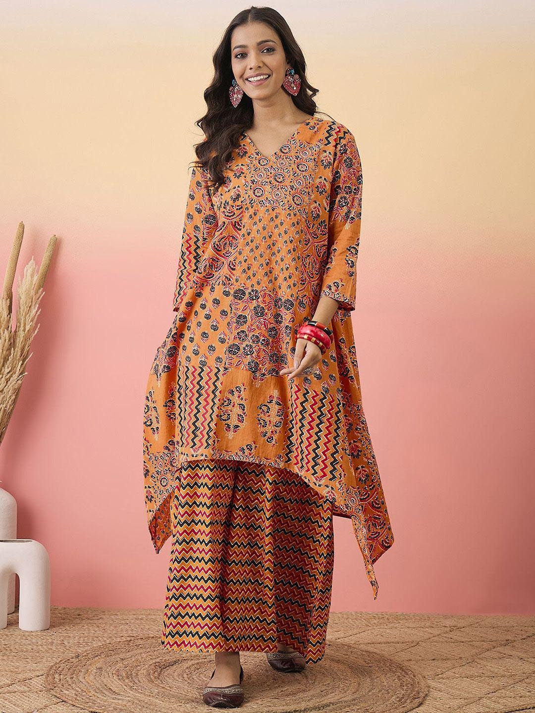 Women Black & Beige Straight Ethnic Motifs Printed Kurta And Palazzos Set