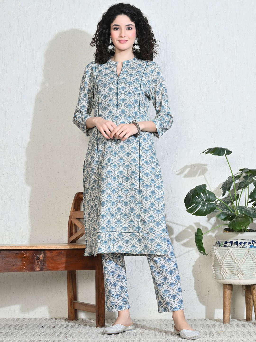 W Floral Printed Mandarin Collar Sequinned A-Line Kurta With Trousers & Dupatta