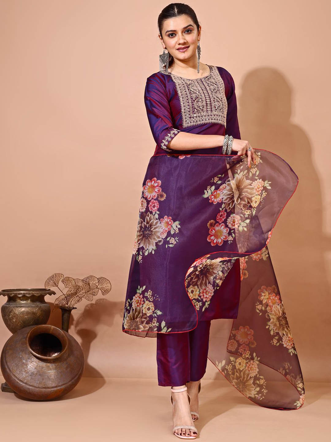 Women Ethnic Motifs Yoke Design Thread Work Kurta with Trousers & With Dupatta