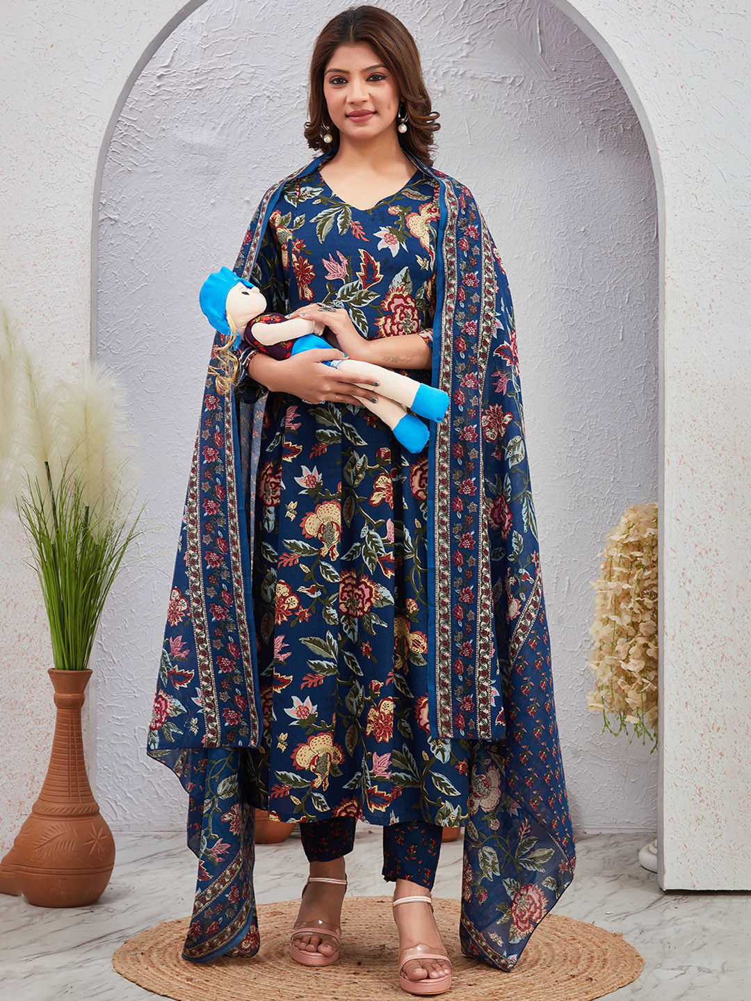 FASHION-FORWARD MATERNITY FLARED KURTA main image 0