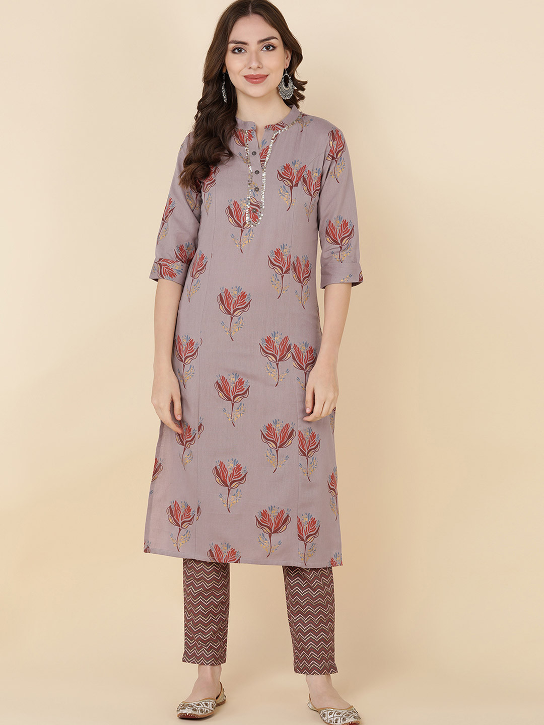 Buy HERE&NOW Women Coffee Brown Floral Embroidered Straight Kurta With