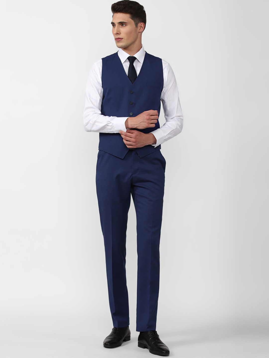 Buy Peter England Elite Men Blue Solid Single Breasted Slim Fit 3 Piece ...