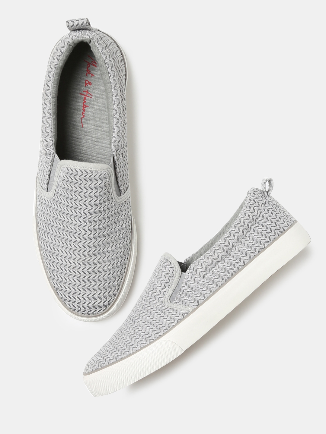 slip on shoes myntra