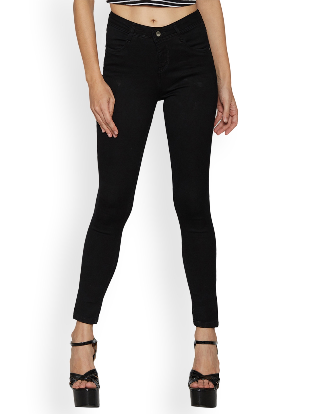 black jeans myntra