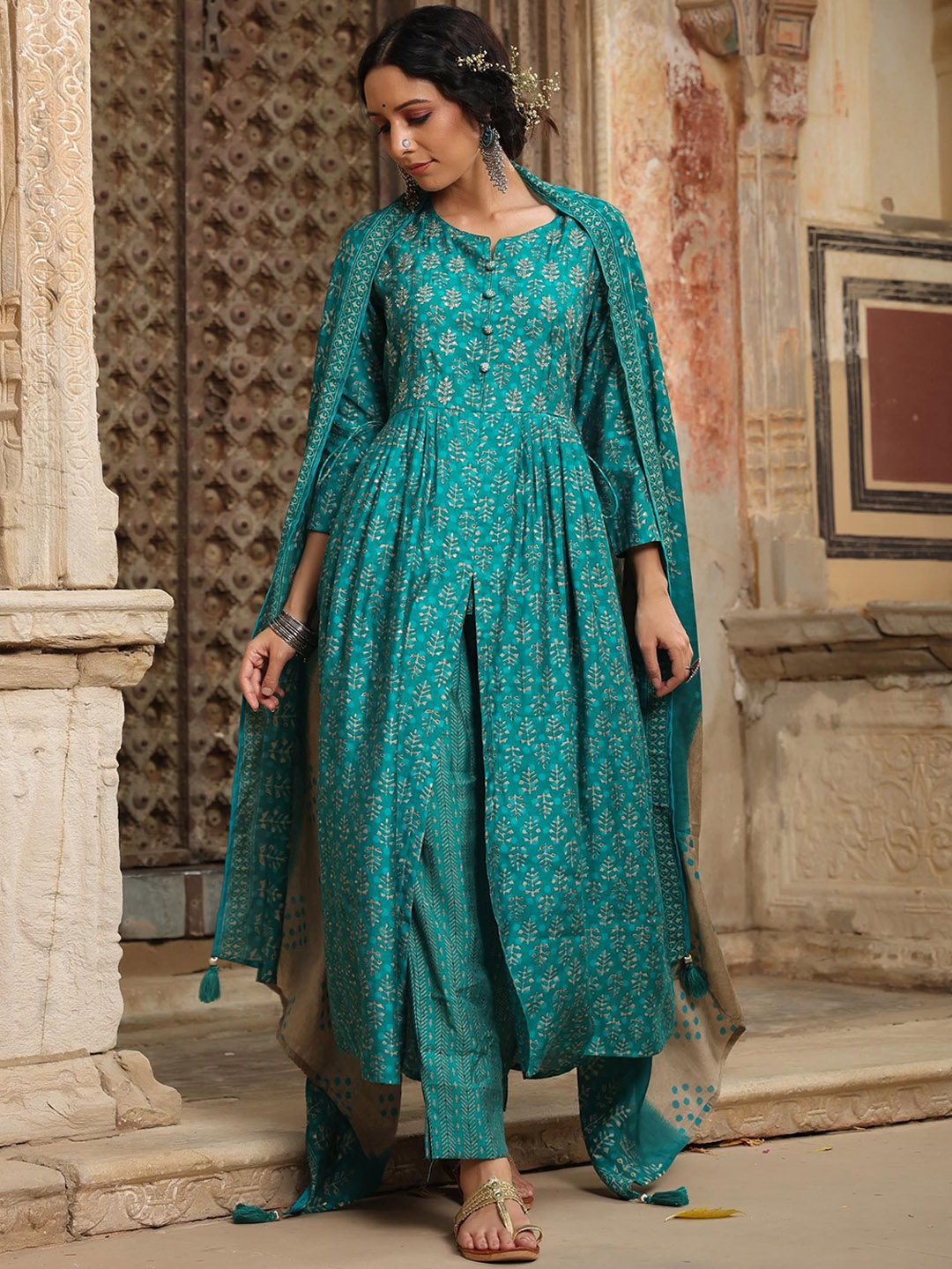 Buy Scakhi Women Green Ethnic Motifs Printed Kurta With Trouser And With Dupatta Kurta Sets For 