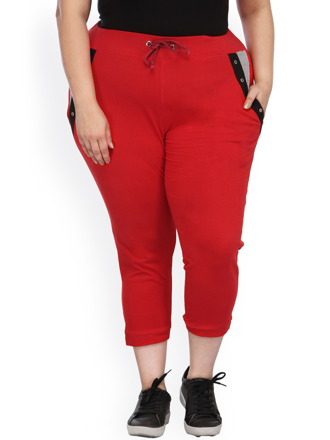 Buy Pluss Women Red Solid Regular Fit Capris Capris For Women 2034028 Myntra