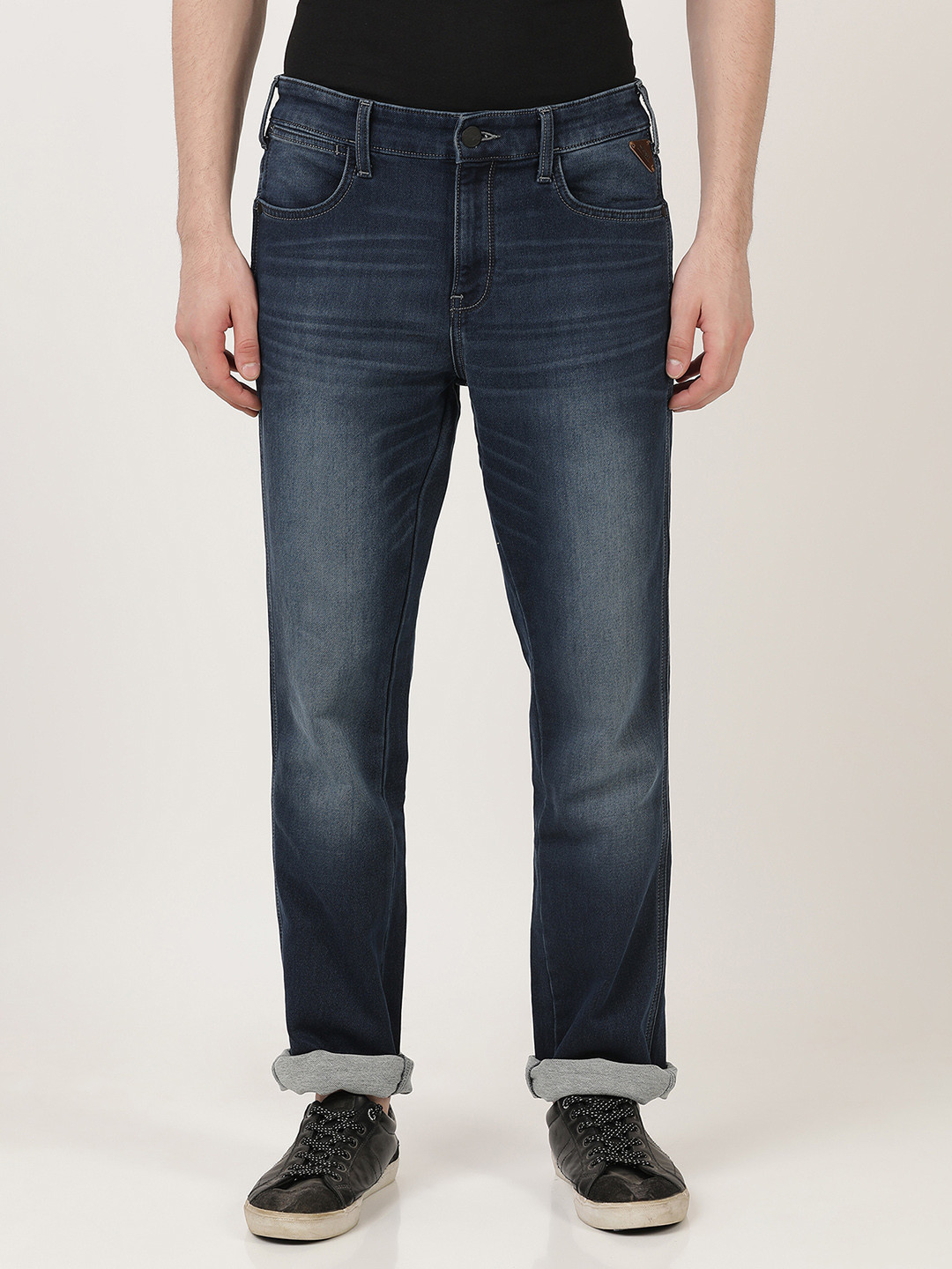 Buy Wrangler Men Blue Straight Fit Light Fade Stretchable Mid Rise Jeans Jeans for Men
