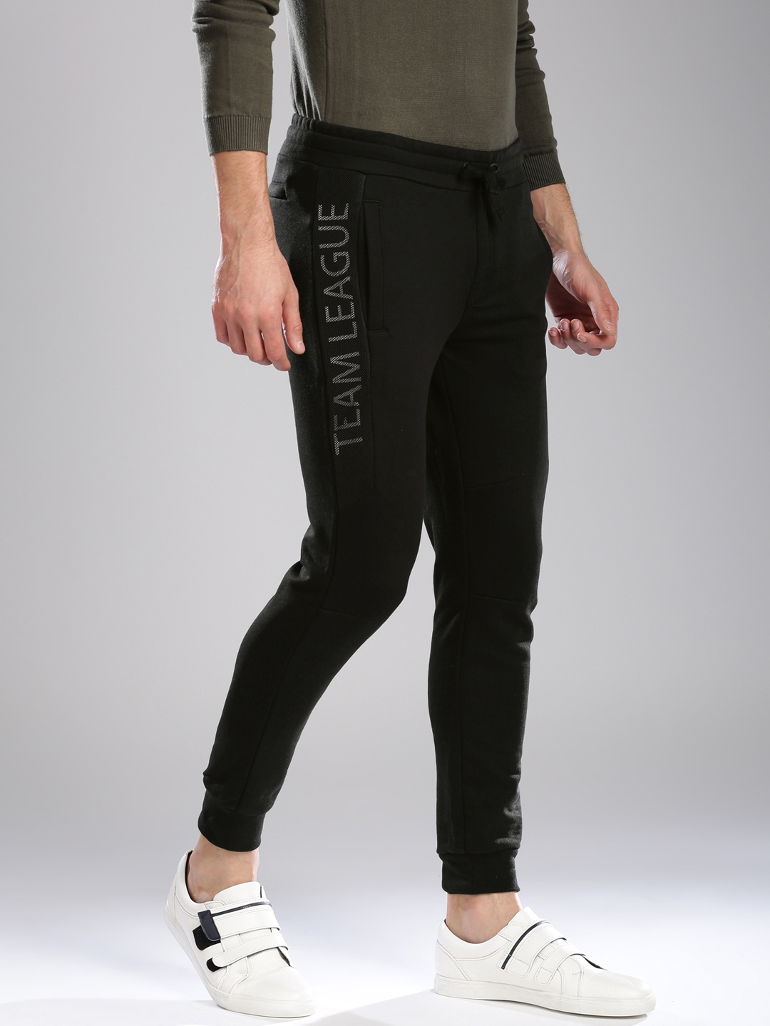kappa joggers india