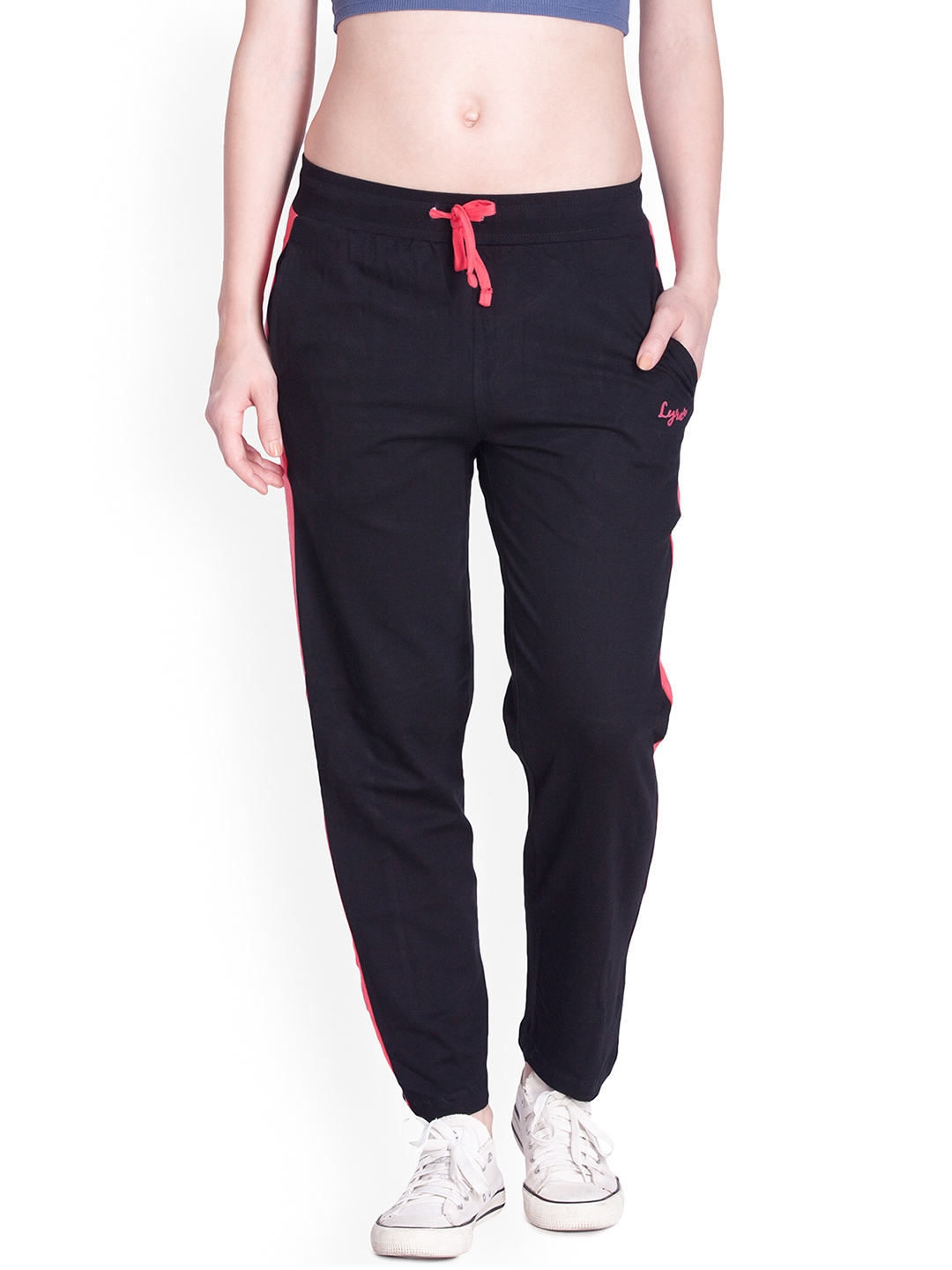 myntra hot pants