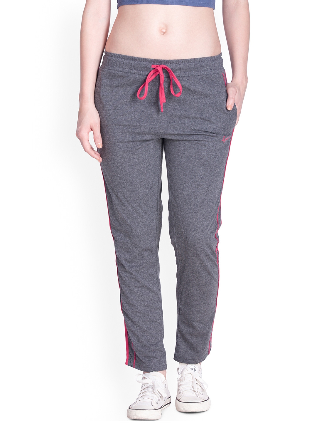 track pants on myntra