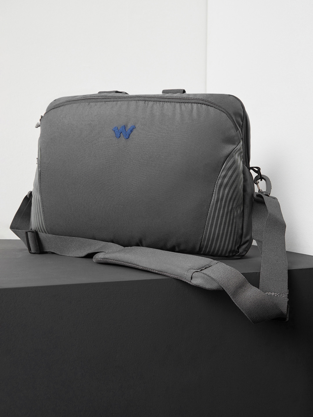 Buy Wildcraft Unisex Grey Messenger 3 Striped Messenger Bag Messenger Bag for Unisex 20381766