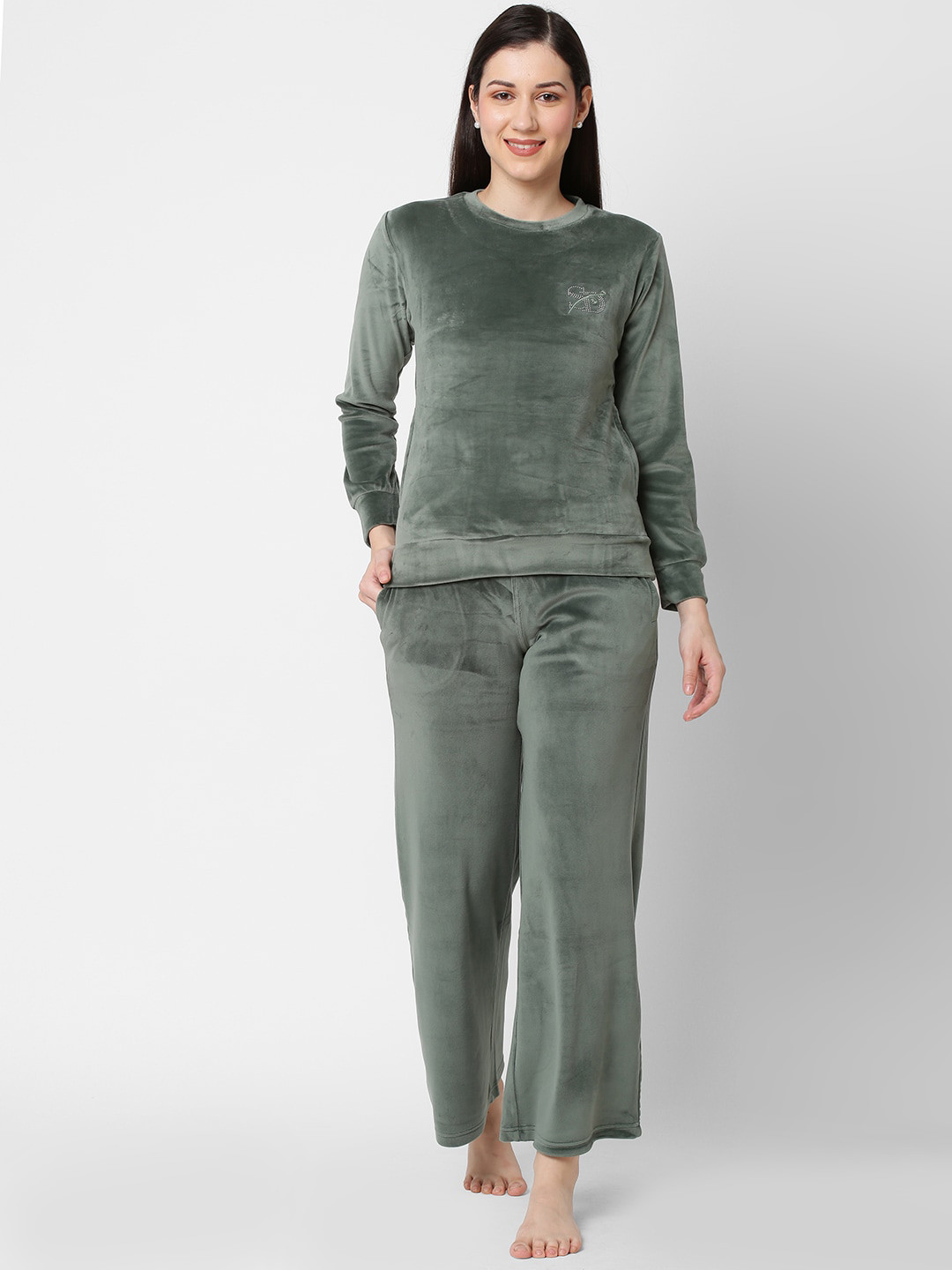 Buy Sweet Dreams Women Green Solid Round Neck Velvet Night Suit Night