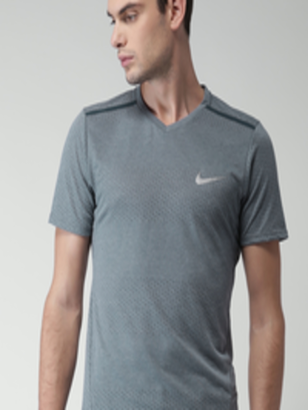 Buy Nike Men Grey Melange AS M NK BRTHE TOP SS TAILWIND Running T Shirt ...