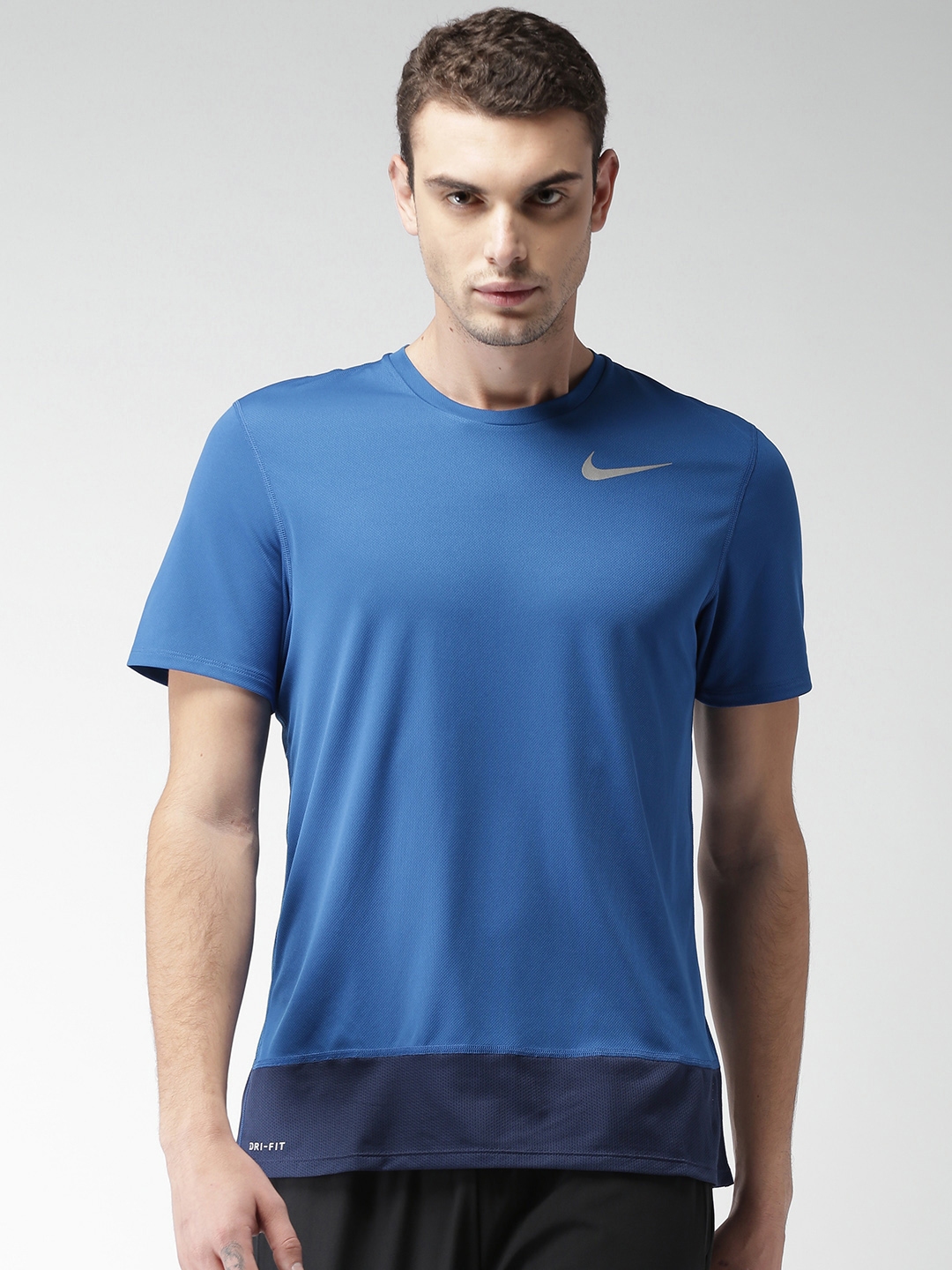 myntra nike t shirt