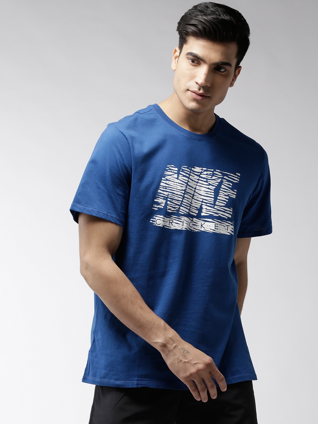 Buy Nike Men Blue Printed Round Neck NSW SS GRAPHIC 1 Pure Cotton T ...