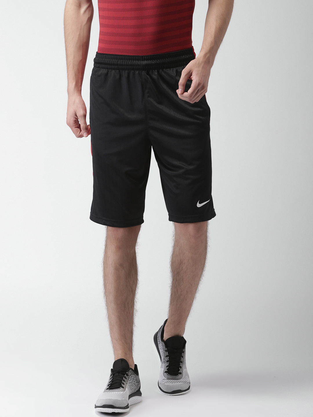 Men's Black Solid Regular Fit Shorts
