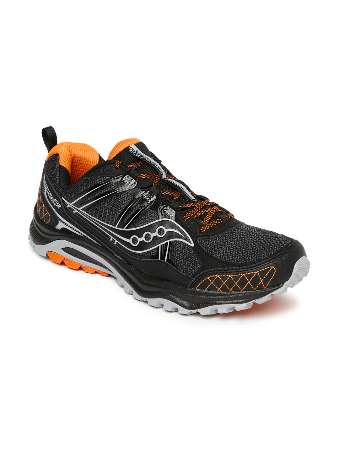 saucony myntra