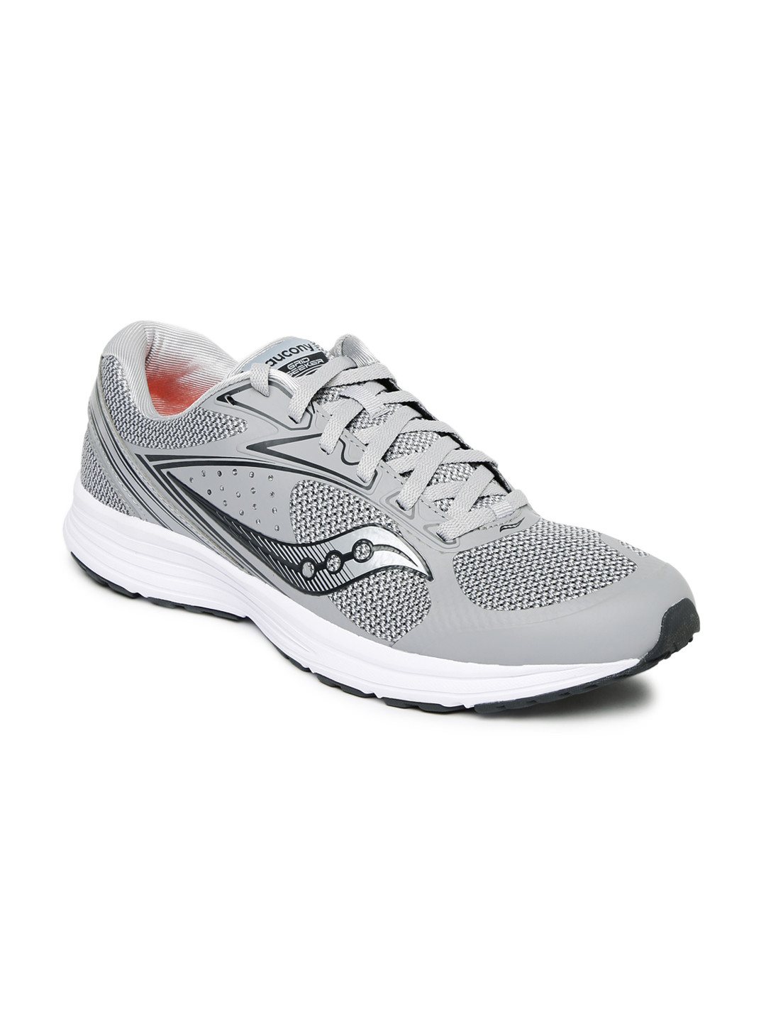 saucony myntra