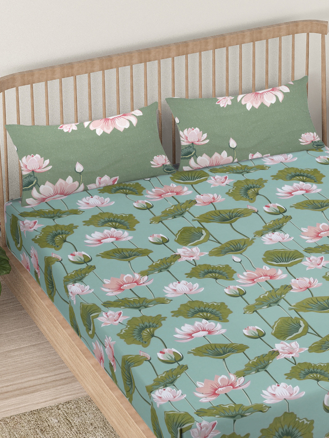 Buy EK BY EKTA KAPOOR Kamal Turquoise Blue Floral 120 TC King Bedsheet