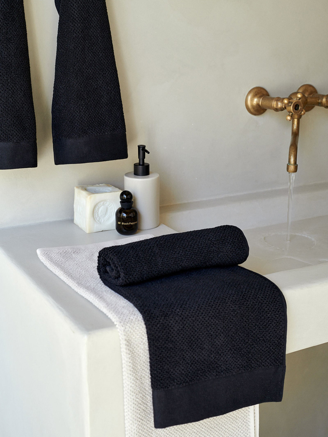 Buy H&M Set Of 2 Black Solid Cotton Terry Guest Towels - Hand Towels ...