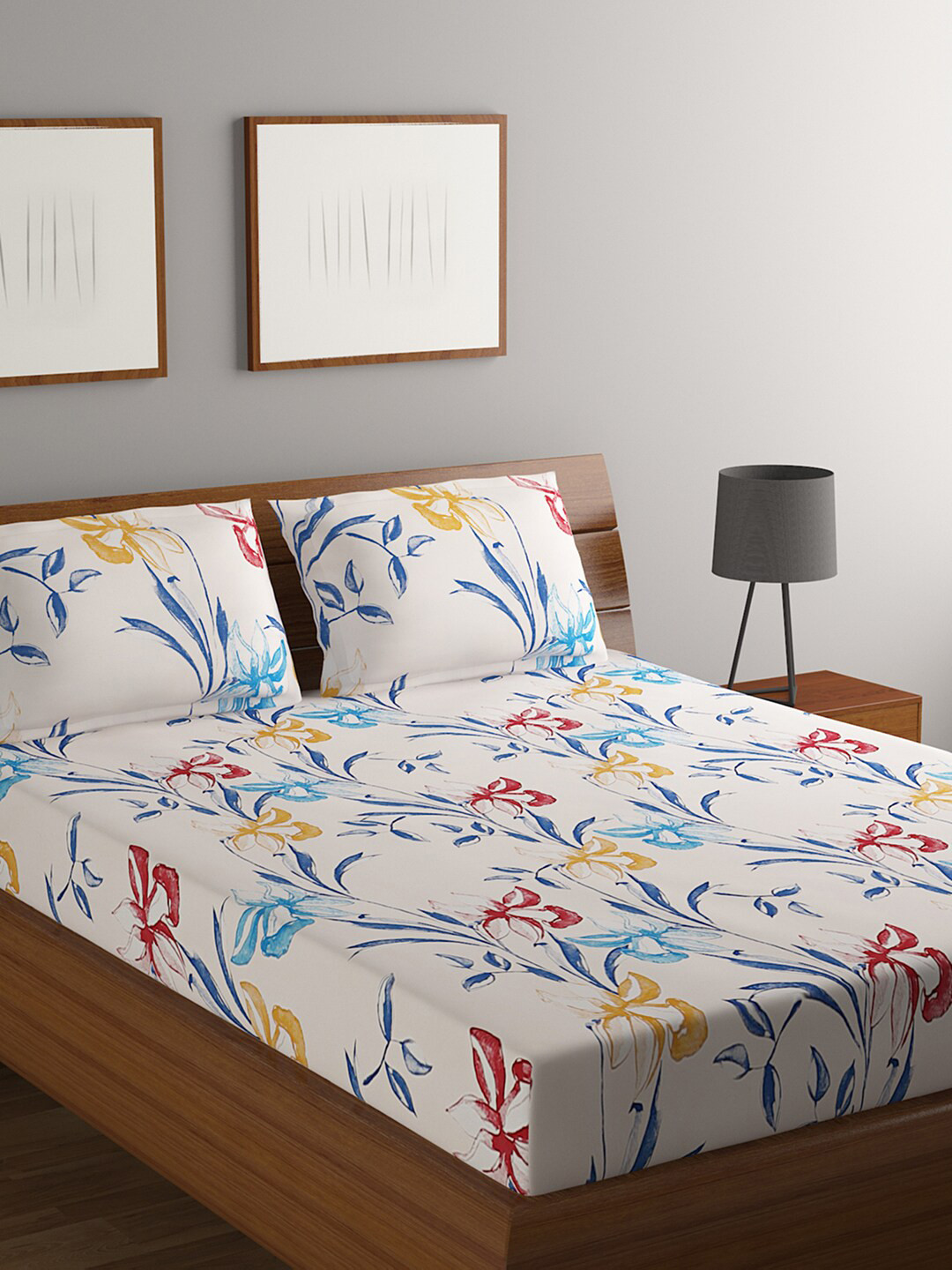 Buy BOMBAY DYEING White & Blue Floral 164 TC Pure Cotton Queen Bedsheet