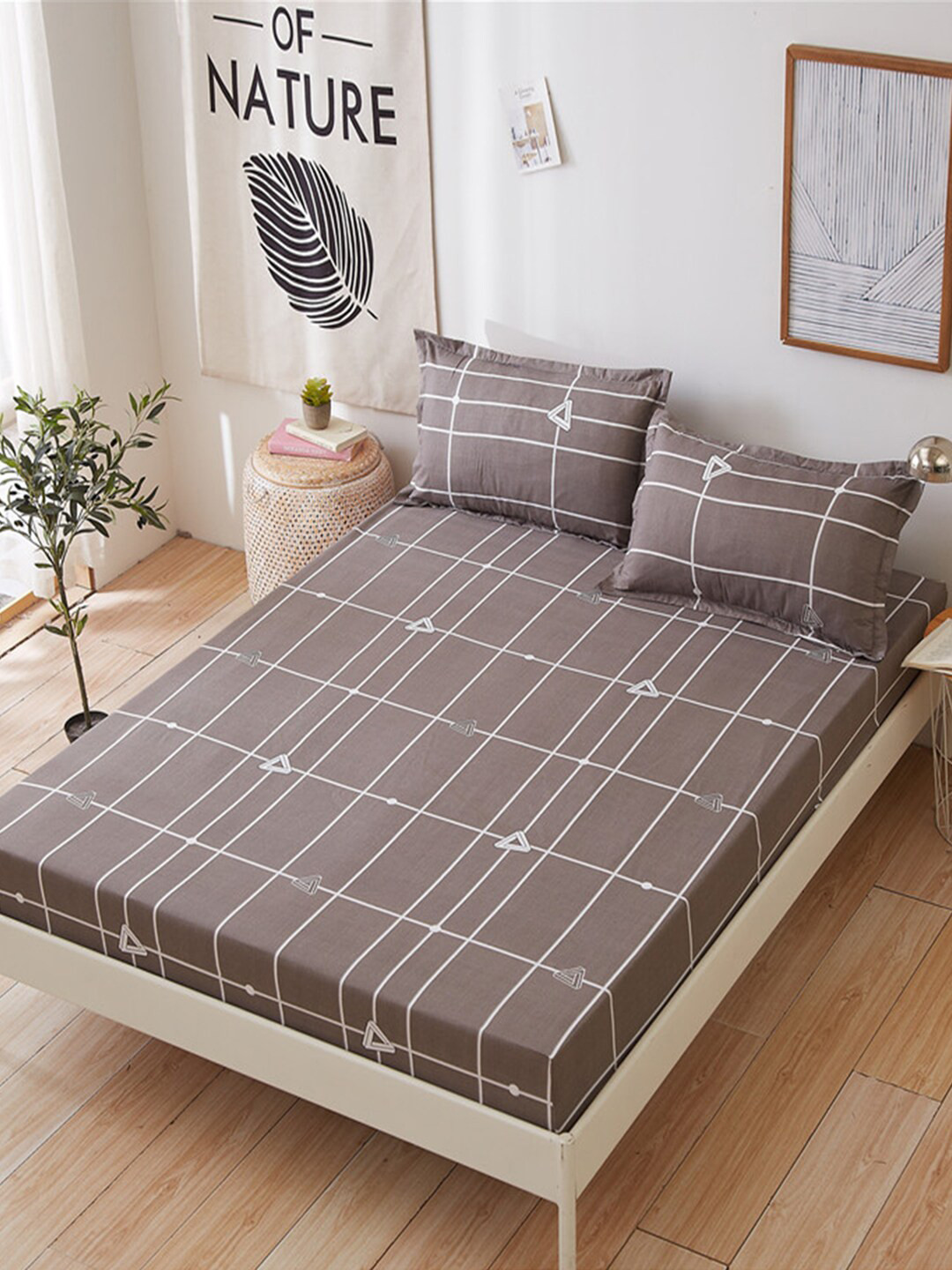 Buy JC Collection Brown & White Geometric 120 TC Fitted Queen Bedsheet