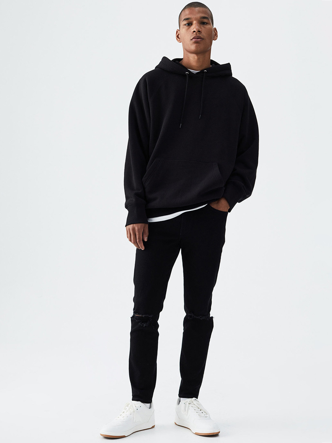 Buy H&M Men Black Skinny Cropped Jeans Jeans for Men 20617582 Myntra