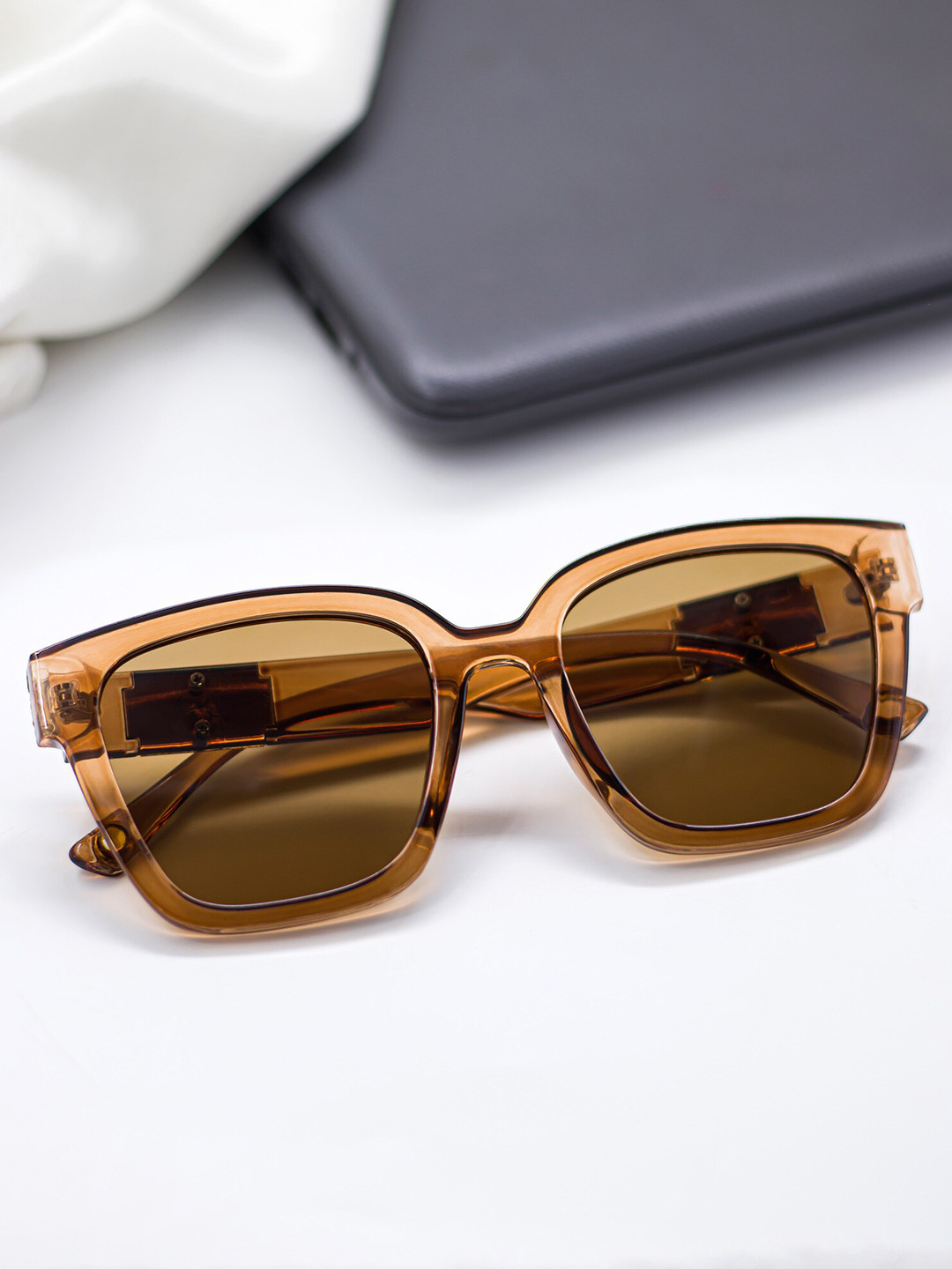 Buy Bellofox Unisex Brown Lens & Brown Wayfarer Sunglass BS1991 1122