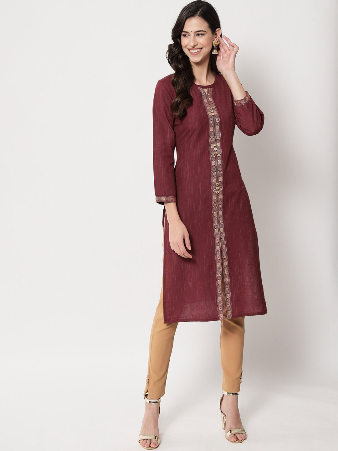 Women Maroon Ethnic Printed Straight Kurta With Three Quarter Sleeves