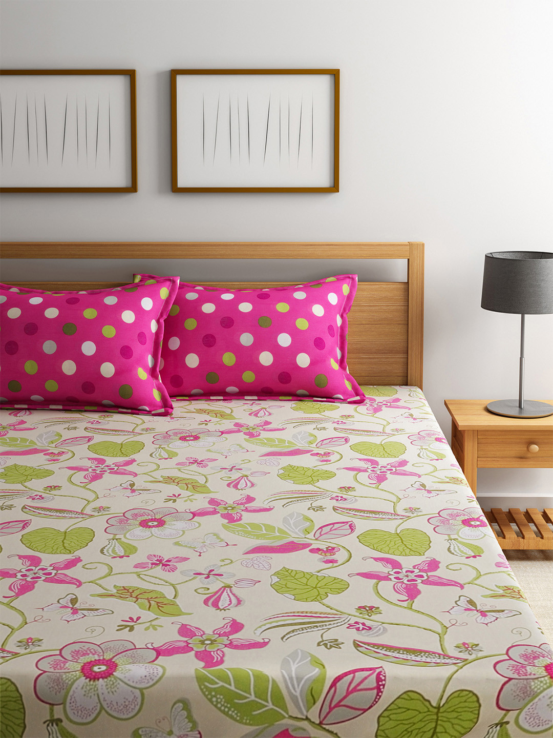 Buy Trident Cream Coloured Printed 120 TC Cotton Double Bedsheet With 2