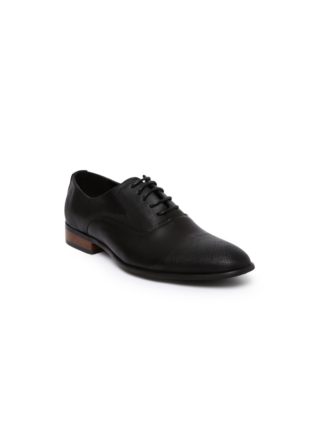 Buy Tresmode Men Black Formal Shoes - Formal Shoes for Men 2069537 | Myntra