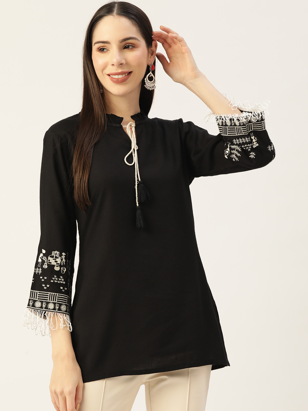 Women'S Black Embroidered Tunics