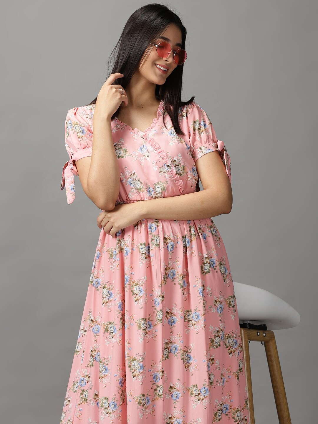 Buy SHOWOFF Women Peach Coloured & Blue Floral Chiffon Maxi Maxi Dress ...