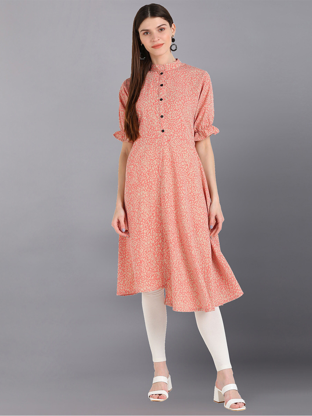 Women Peach-Coloured Printed Kurta With Trousers