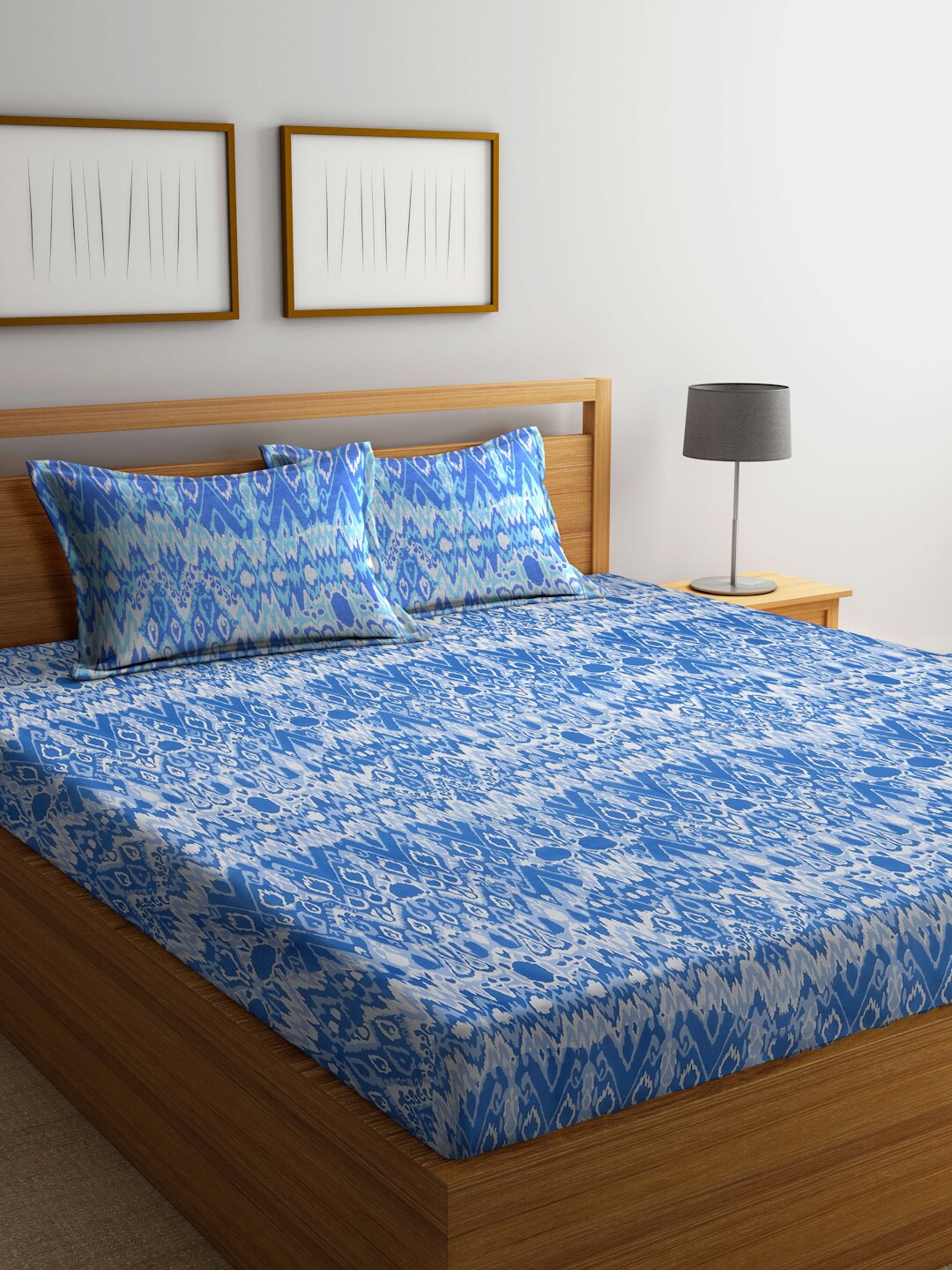 Buy BOMBAY DYEING Blue White Cotton 96 TC Queen Bedsheet With 2 Buy BOMBAY DYEING Blue White Cotton 96 TC Queen Bedsheet With 2
