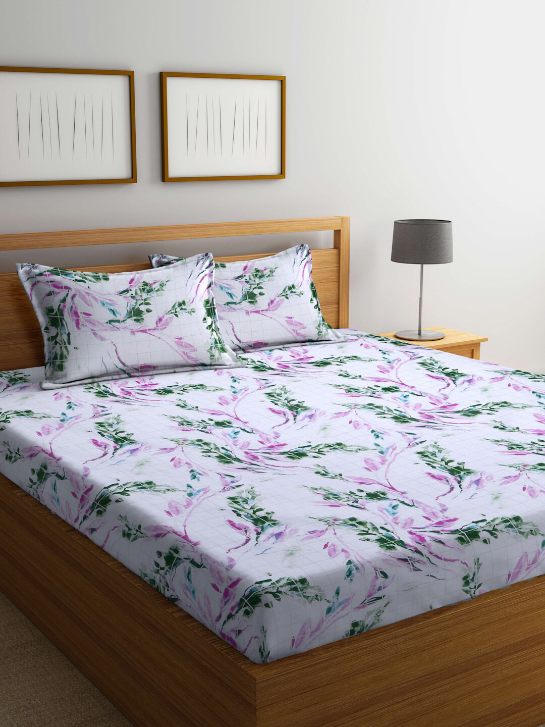 Buy BOMBAY DYEING White & Purple Floral Cotton 144 TC Queen Bedsheet