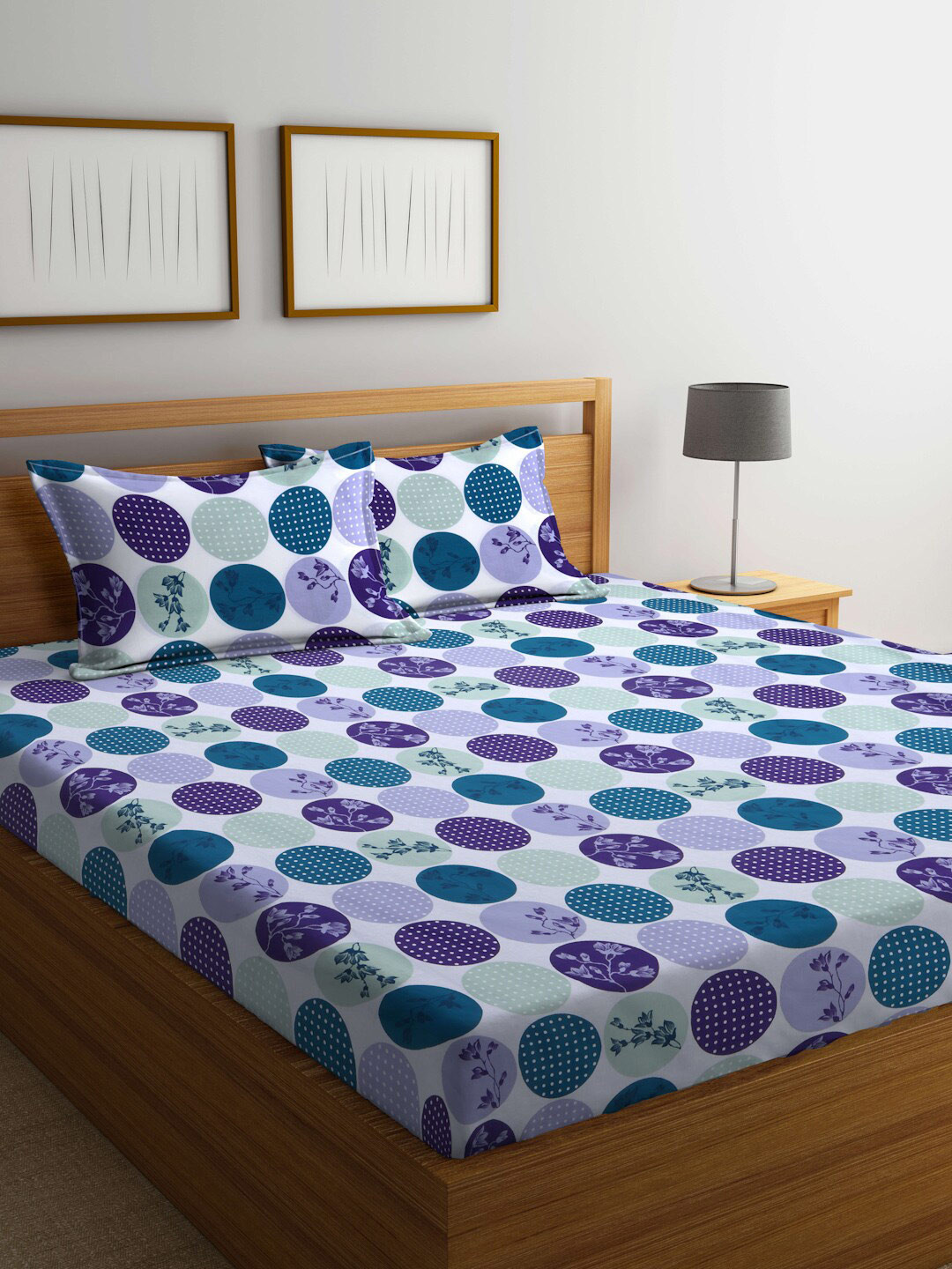 Buy BOMBAY DYEING Blue & Purple Geometric Cotton 144 TC King Bedsheet