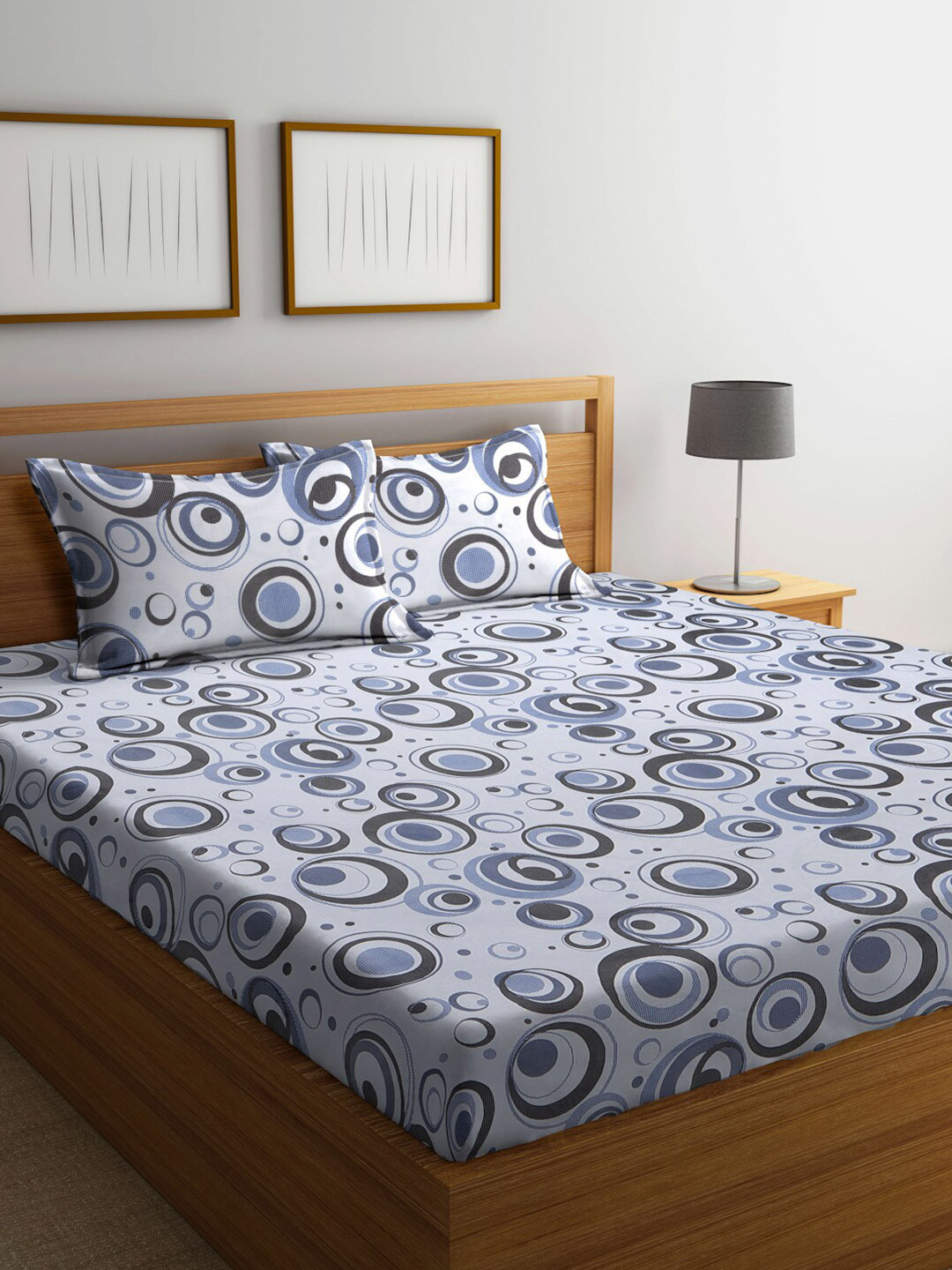 Buy BOMBAY DYEING Blue & White Geometric Cotton 144 TC King Bedsheet