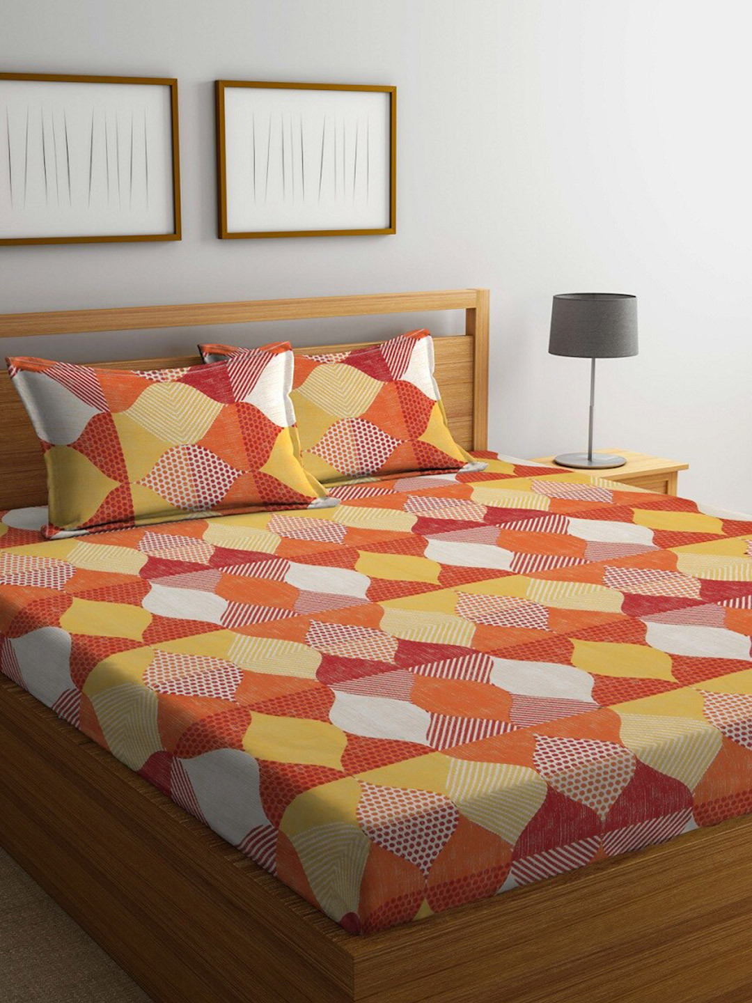 Buy BOMBAY DYEING Orange & Red Geometric Cotton 144 TC King Bedsheet