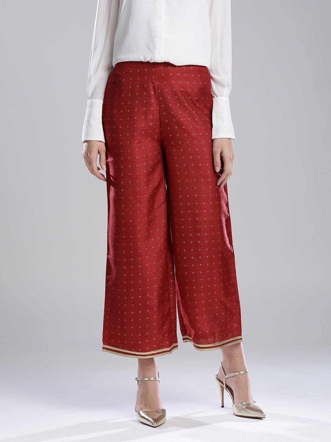 parallel trousers with top