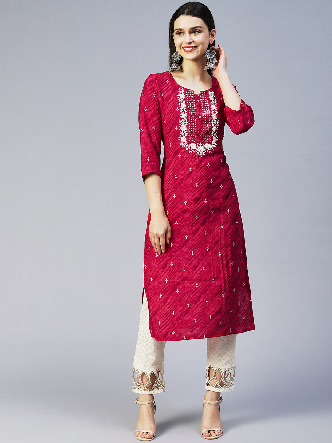 Floral Embroidered Thread Work Jacquard Weave Stright Kurta With Trousers