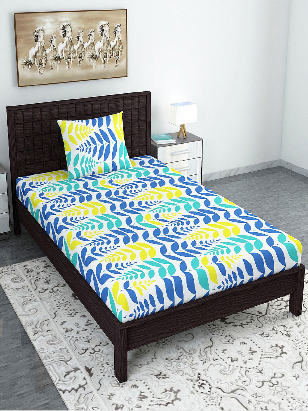 Buy Divine Casa Vibrant White Floral 144 TC Cotton Fitted Single