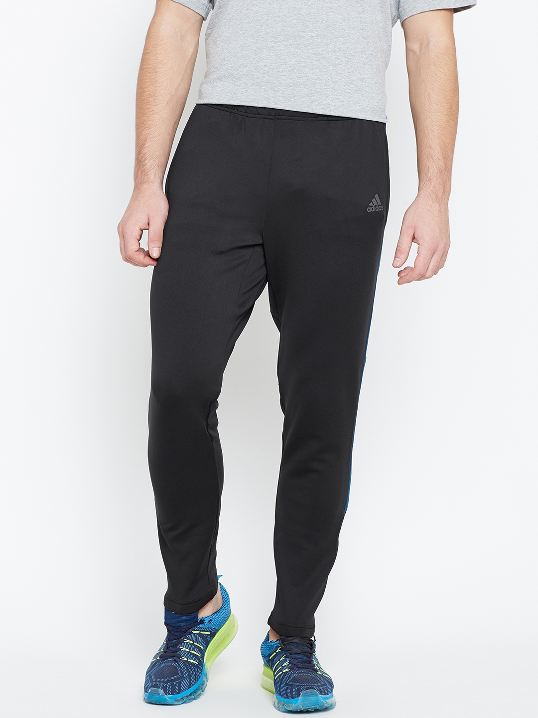 track pants on myntra