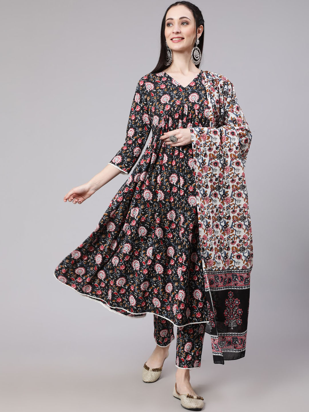 Floral Printed Empire Pure Cotton Kurta With Trousers main image 0