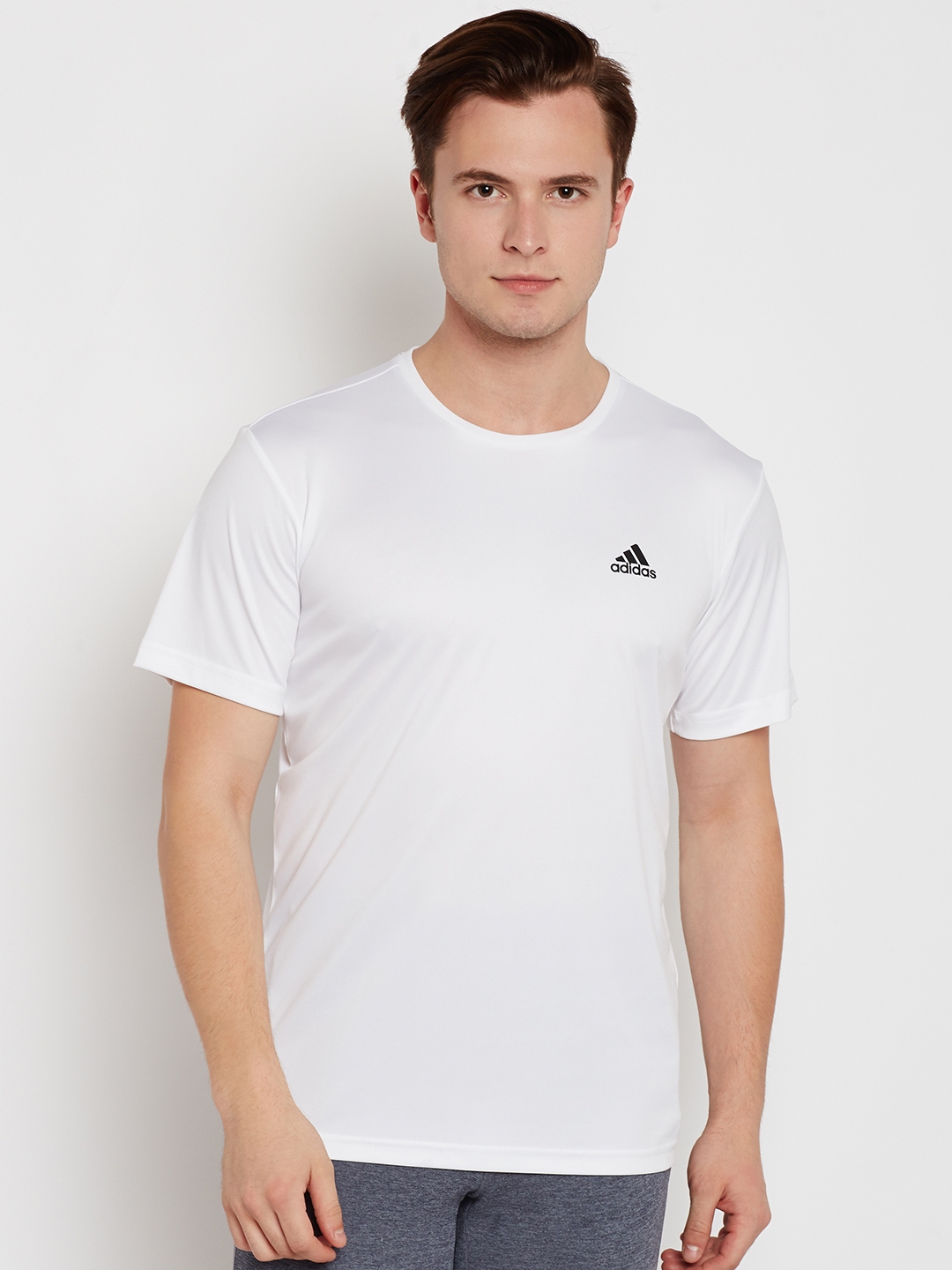 Buy ADIDAS Men White Approach Solid Round Neck Tennis T Shirt - Tshirts ...