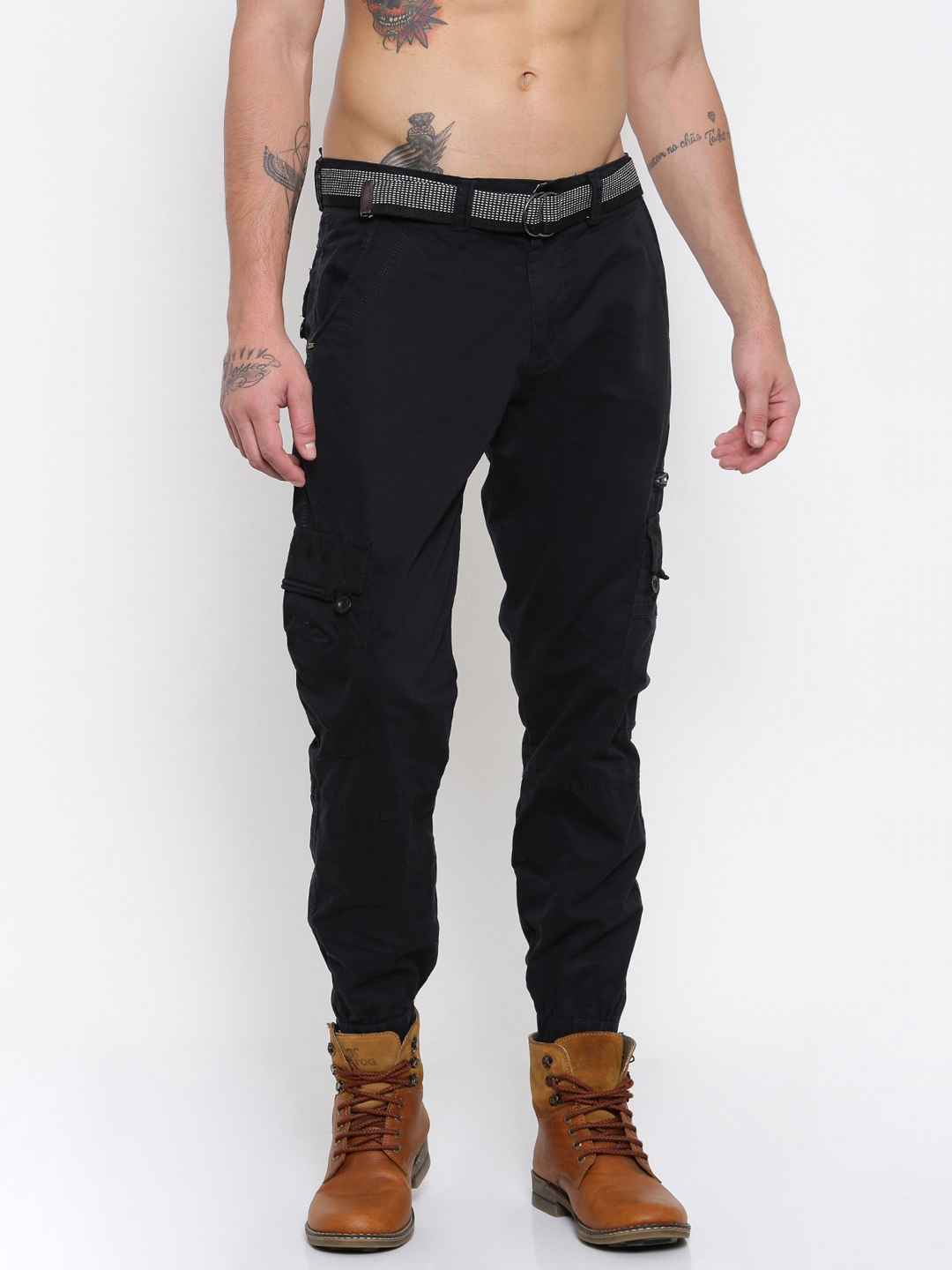 regular fit cargos
