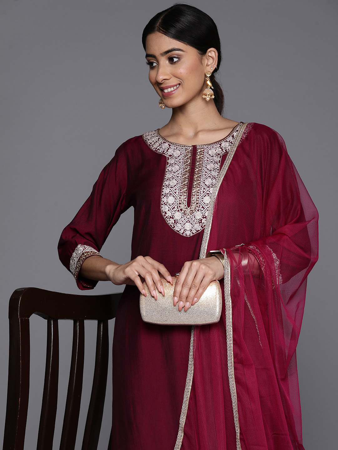 Libas Floral Embroidered Thread Work Kurta With Trousers & Dupatta main image 1