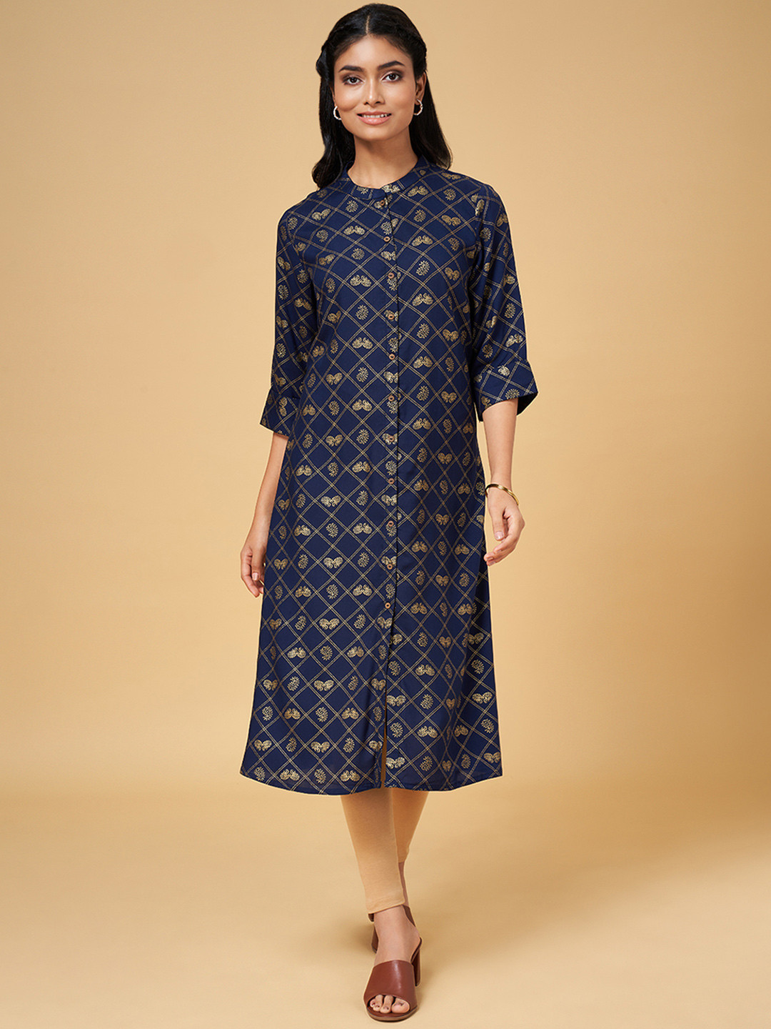 Women Navy Blue Ethnic Printed Straight Kurta With Lace Details