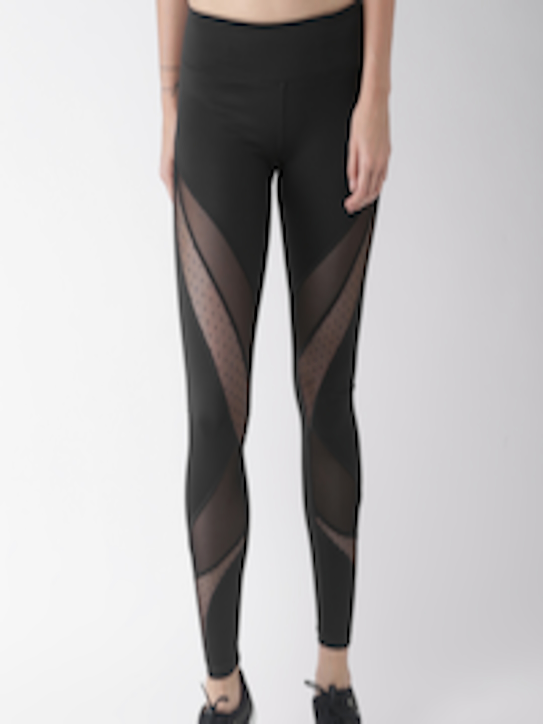 Buy FOREVER 21 Black Tights - Tights for Women 2100014 | Myntra