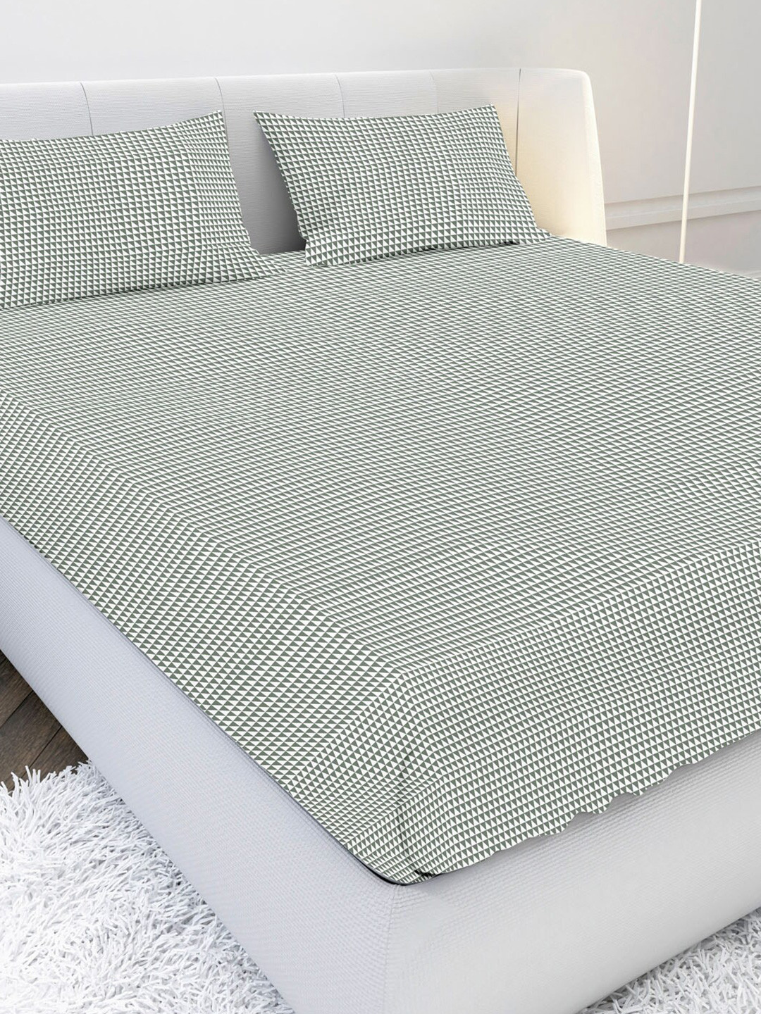 Buy MAYFAIR HOMES LONDON Green & White Geometric 210 TC King Bedsheet